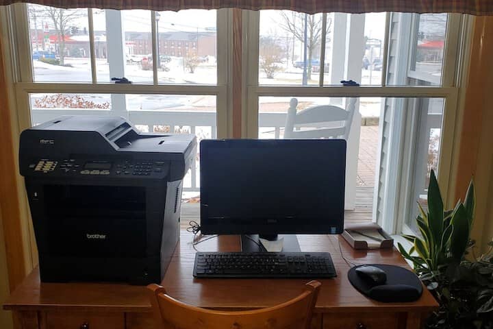 Business Center 38 of 45