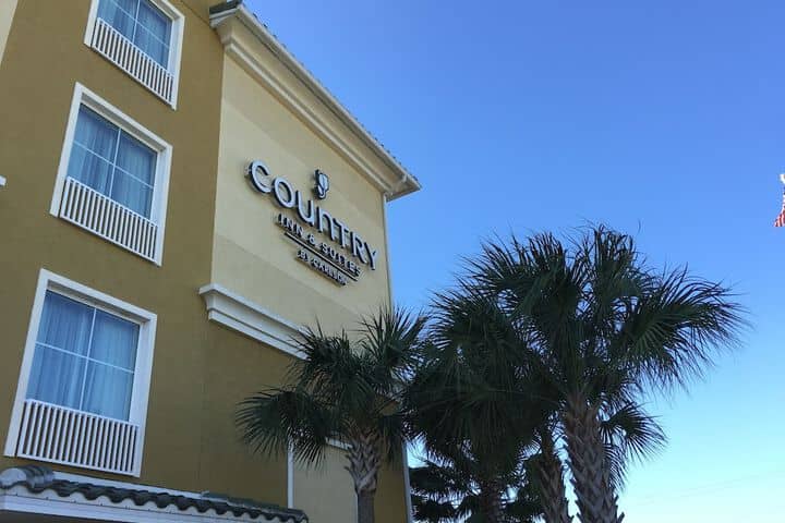 Hotel 53 of 56