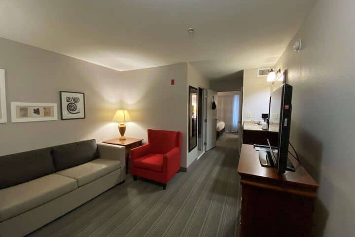 Room 14 of 27