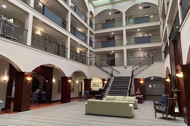 Hotel Interior 5 of 27